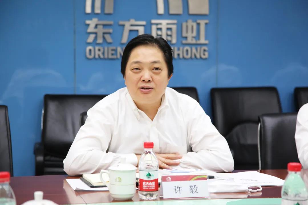 涓滄柟闆ㄨ櫣3.jpg
