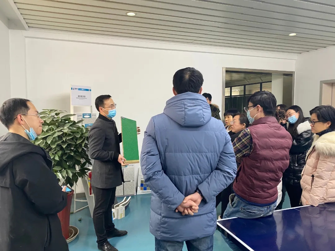 富?特1.jpg