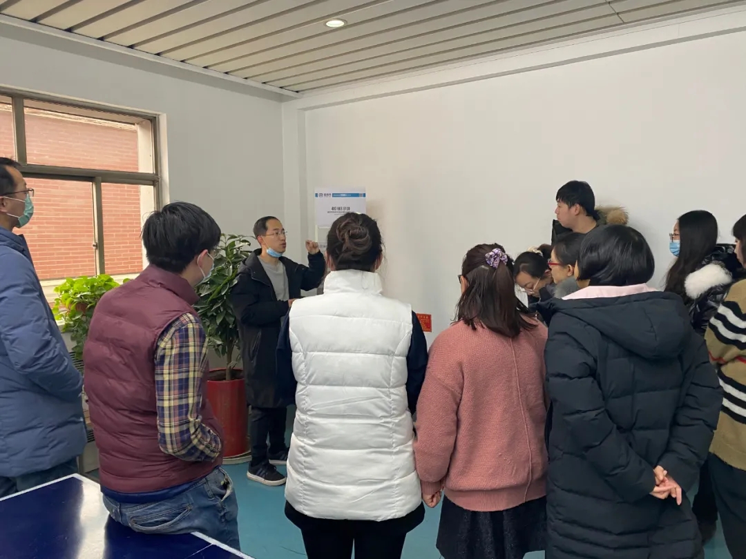 富?特2.jpg