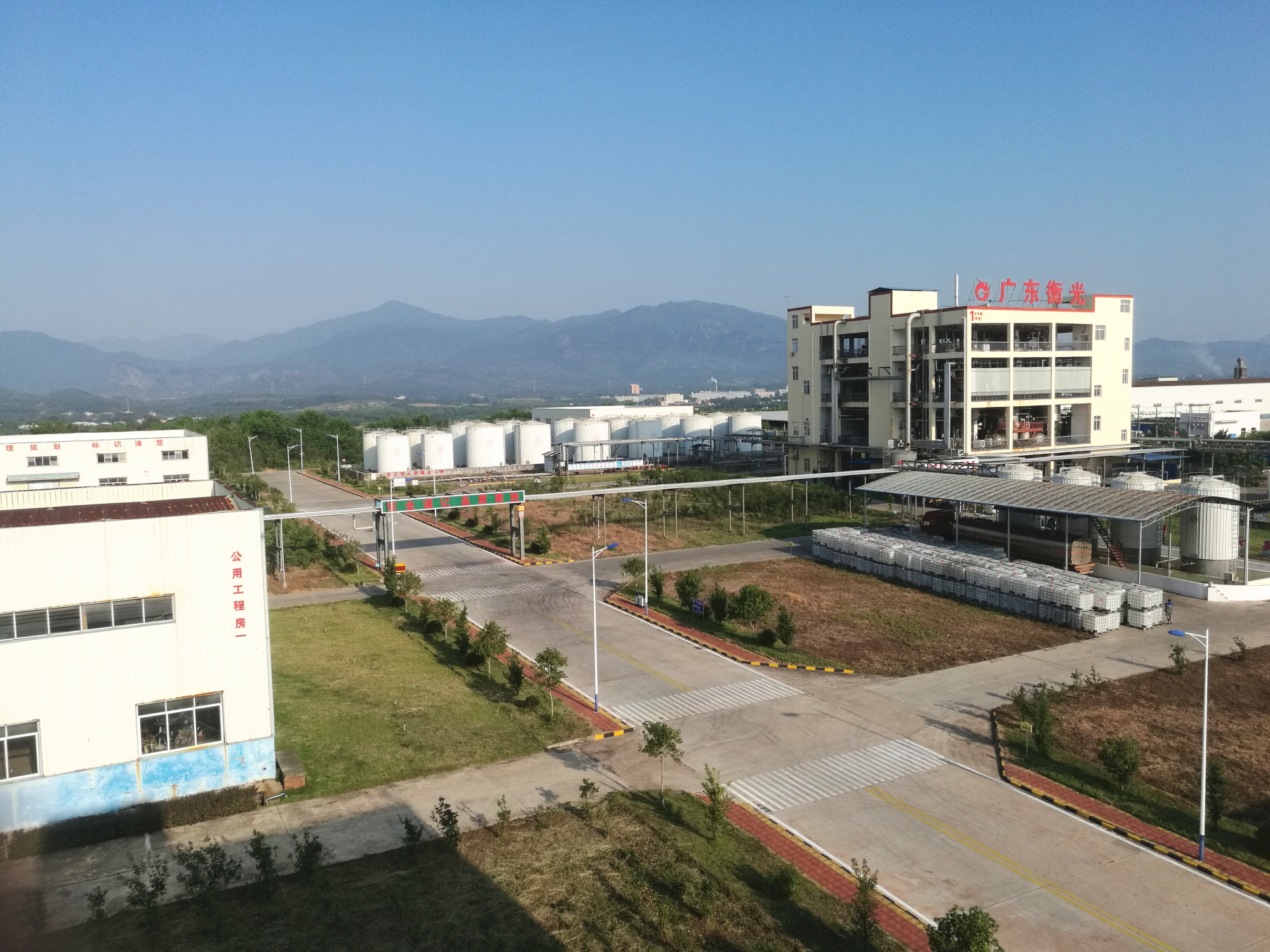 f32727f9f7a8cc49b643e88913cbd3a_副本.jpg