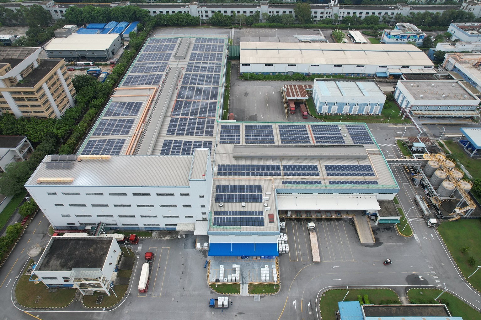 阿克蘇諾貝爾在位于廣州的裝飾漆工廠推出太陽能可再生電力項目.jpg