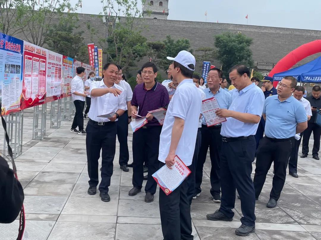 瀵屾?濈壒2.jpg