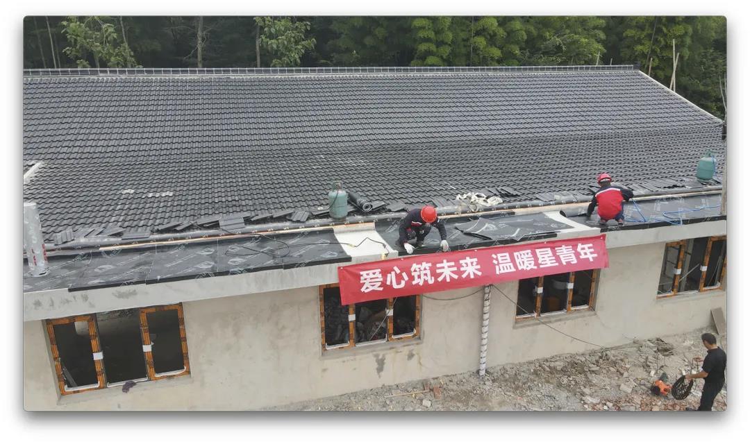 涓滄柟闆ㄨ櫣3.jpg
