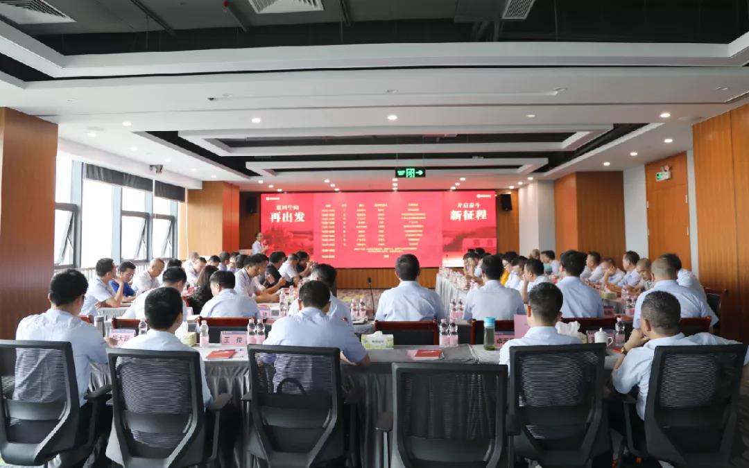 灞曡景1.jpg