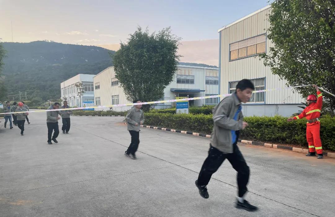 灞曡景4.jpg