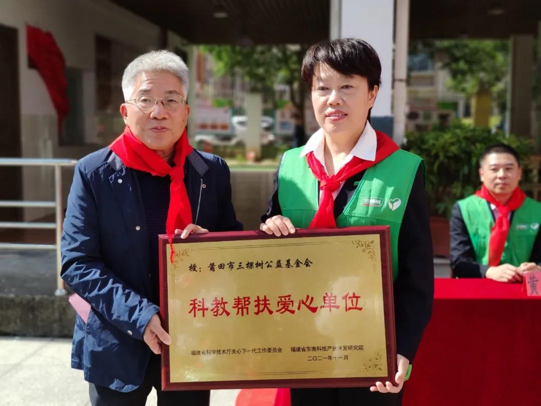 涓夋５鏍?2.jpg
