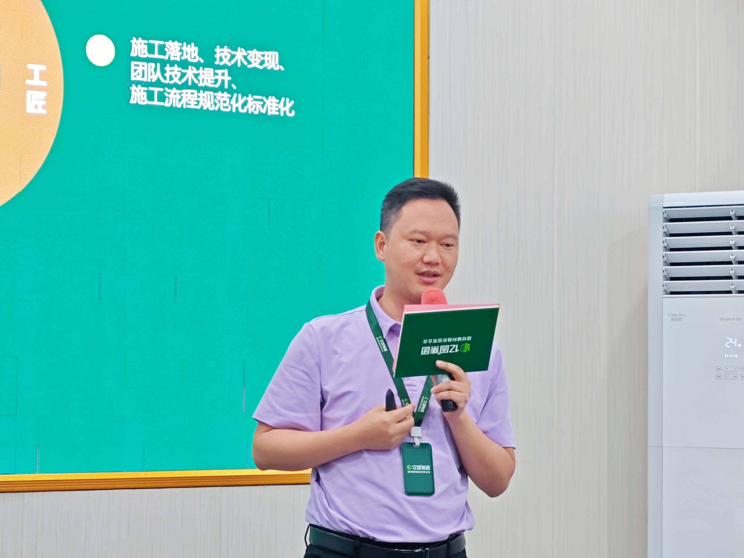 鍙戝竷.jpg