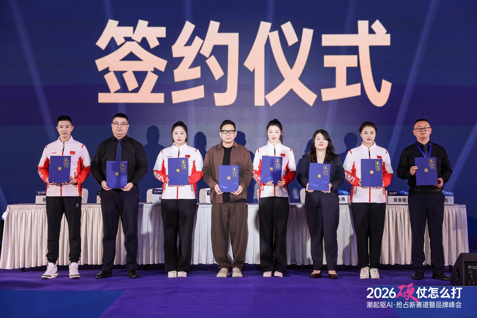 2_1600_3000_gif (11).jpg