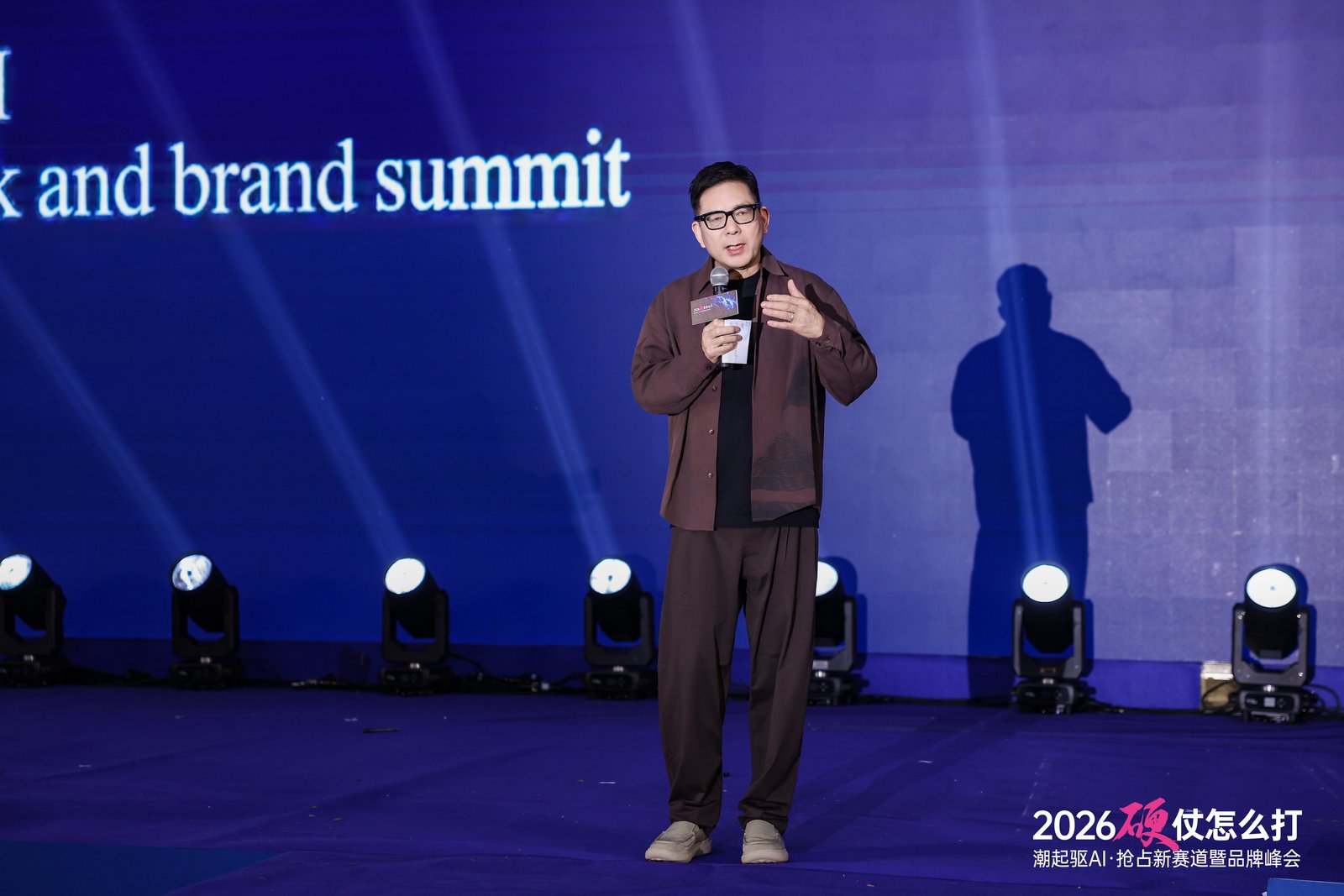 2_1600_3000_gif (16).jpg